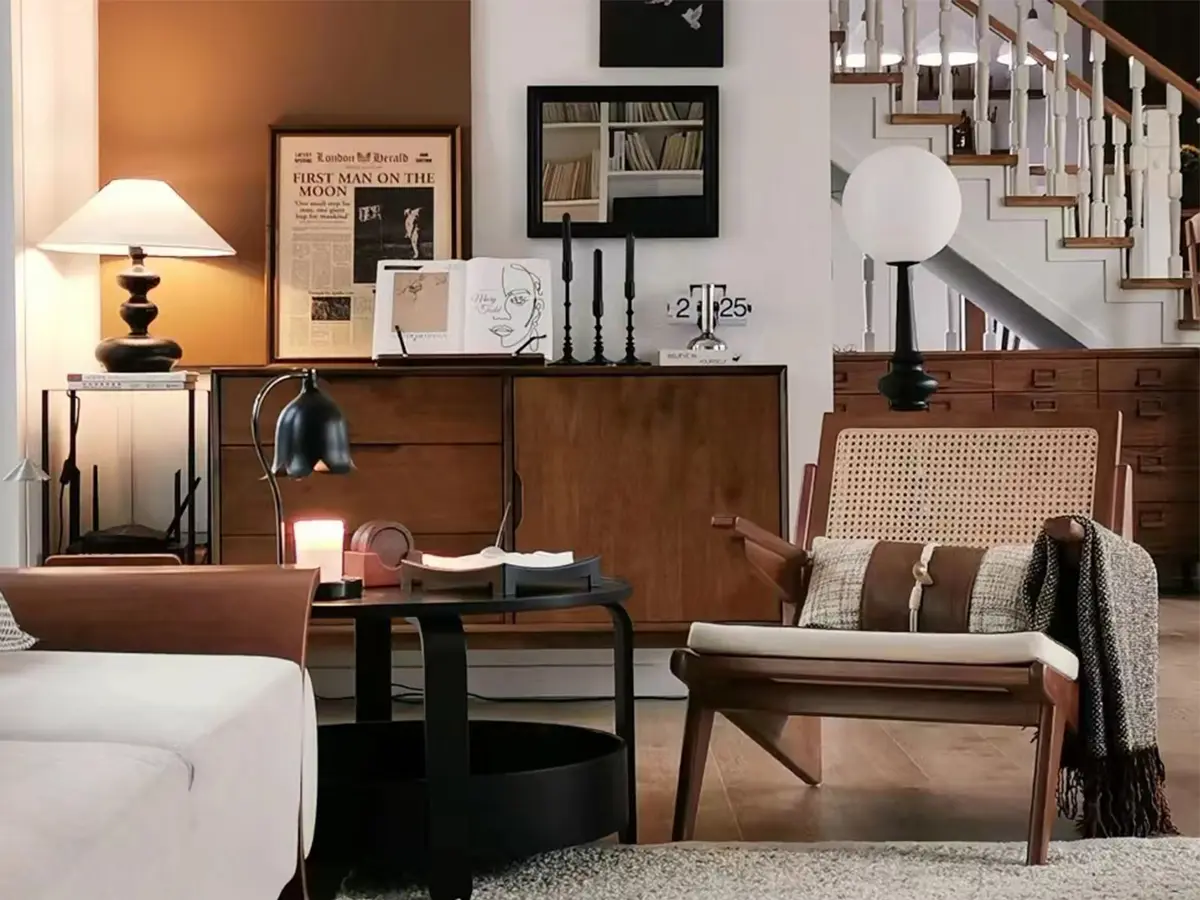 Wooden chairs Wooden chairs